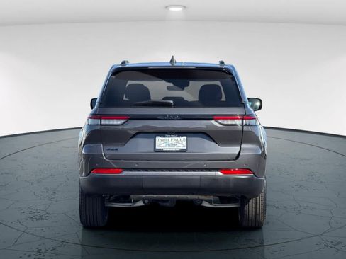 New 2026 Jeep Grand Cherokee Altitude AWD/4WD image 7