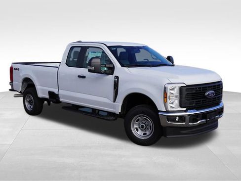 New 2026 Ford F250 XL w/ XL Chrome Package image 1