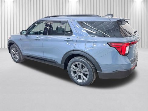 New 2026 Ford Explorer Active w/ Active Comfort Package AWD/4WD image 7