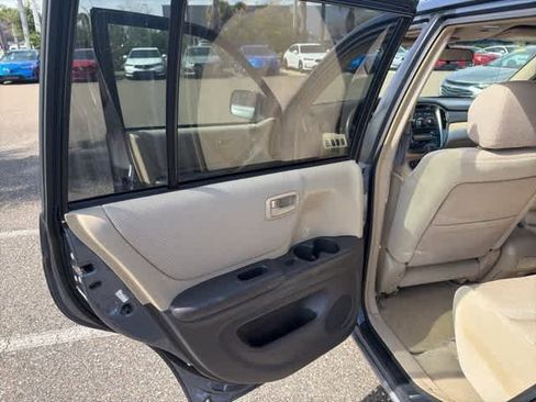 Used 2003 Toyota Highlander 2WD V6 image 16