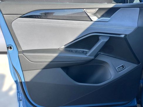 New 2026 Volkswagen Tiguan SE R-Line image 11