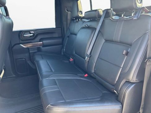 Used 2022 Chevrolet Silverado 3500 High Country image 13