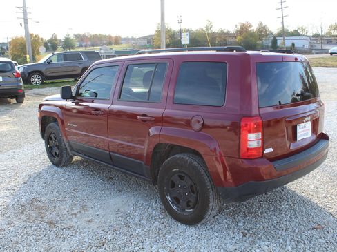 Used 2017 Jeep Patriot Sport w/ Power Value Group image 3