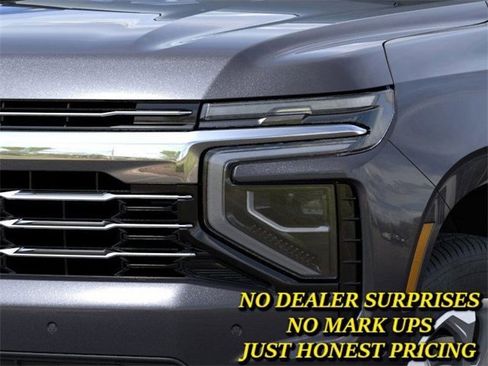 New 2026 Chevrolet Suburban LT w/ Comfort Package image 10