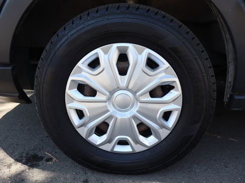Used 2015 Ford Transit 350 XLT RWD image 40