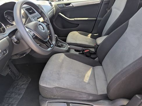Used 2017 Volkswagen Jetta S FWD image 24
