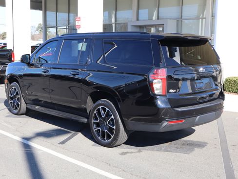 Certified 2024 Chevrolet Suburban RST w/ Luxury Package image 8