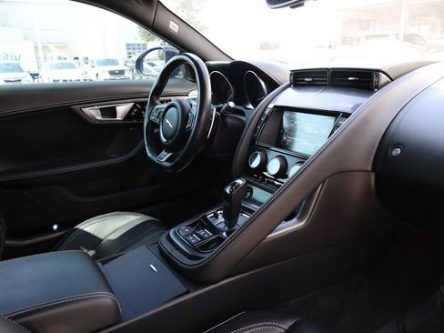 Used 2016 Jaguar F-TYPE R AWD/4WD image 12