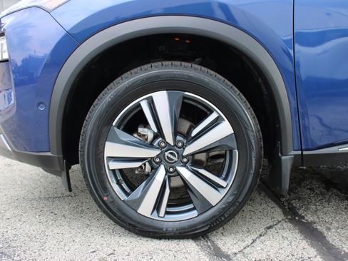 Certified 2023 Nissan Rogue SL w/ SL Premium Package AWD/4WD image 33