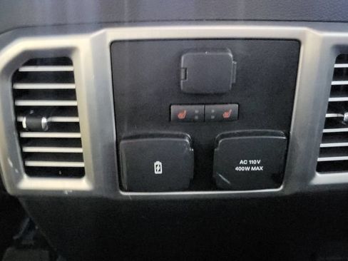 Used 2019 Ford F150 Platinum w/ Equipment Group 701A Luxury AWD/4WD image 26