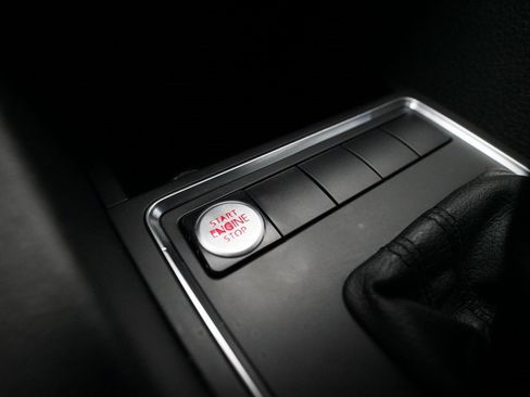 Used 2015 Volkswagen Jetta SE image 30