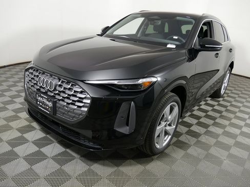 New 2025 Audi Q5 Premium Plus image 7