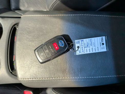 Used 2021 Toyota Venza Limited w/ Advanced Technology Package AWD/4WD image 36