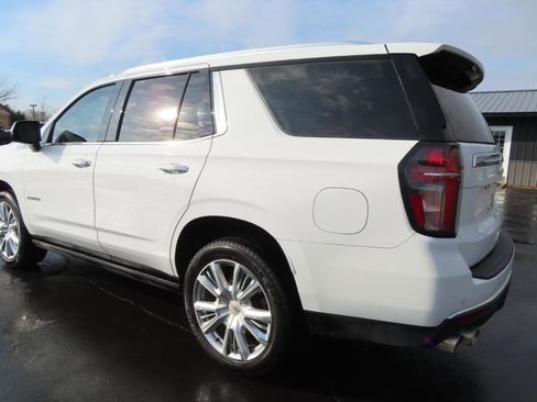 Used 2021 Chevrolet Tahoe High Country w/ Premium Package image 16