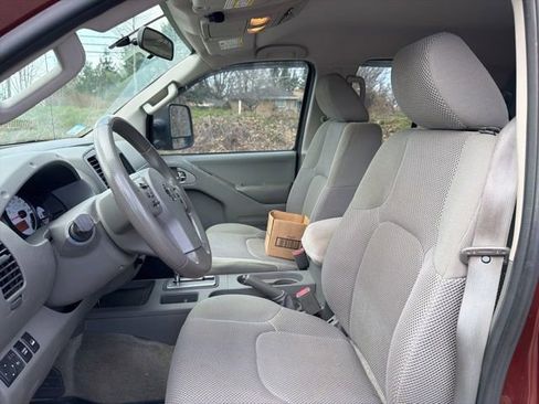 Used 2017 Nissan Frontier SV image 17