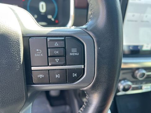 Used 2022 Ford F150 Lariat image 25