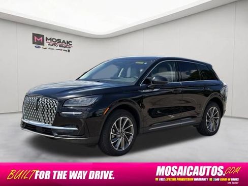 Used 2024 Lincoln Corsair AWD w/ Equipment Group 101A image 3