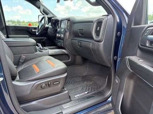 Used 2020 GMC Sierra 2500 AT4 w/ AT4 Premium Package AWD/4WD image 21