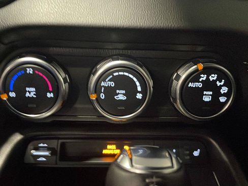 Used 2025 MAZDA MX-5 Miata RF Grand Touring w/ Weather Package RWD image 18