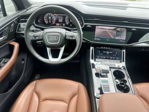Used 2023 Audi Q7 2.0T Premium w/ Convenience Package AWD/4WD image 11