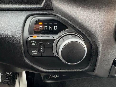 Used 2024 RAM 2500 Big Horn w/ Bed Utility Group image 26