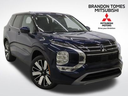 New 2025 Mitsubishi Outlander SE