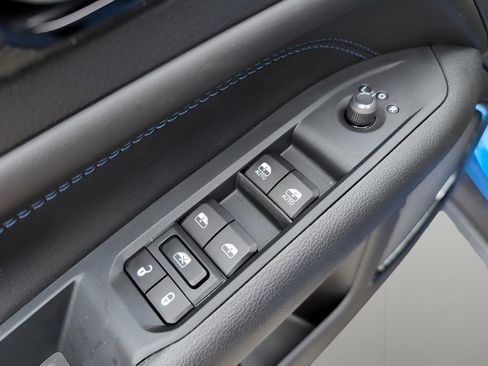 New 2025 Jeep Compass Latitude w/ Sun & Sound Group image 12