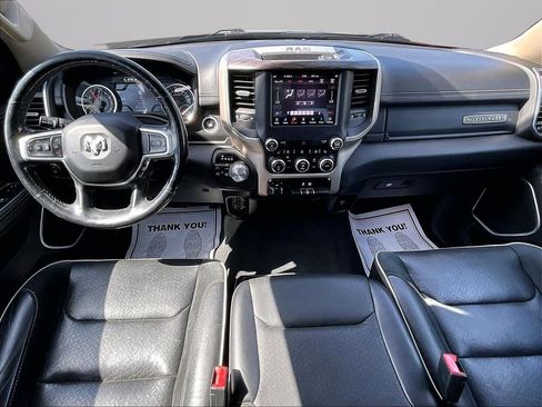 Used 2019 RAM 1500 Laramie AWD/4WD image 17