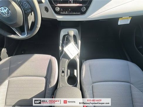 New 2026 Toyota Corolla SE image 9