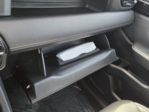 Certified 2025 Honda Pilot Touring image 23