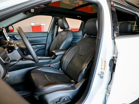 Used 2022 Jeep Compass High Altitude image 14