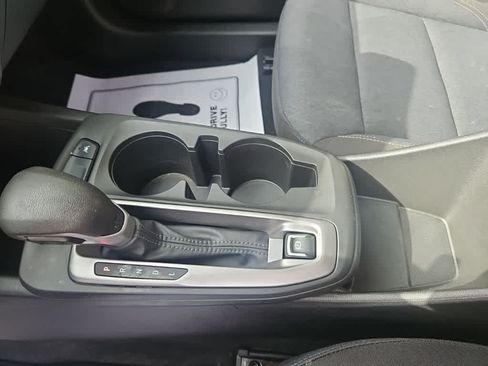 Used 2024 Chevrolet Trax LS w/ LS Convenience Package FWD image 15