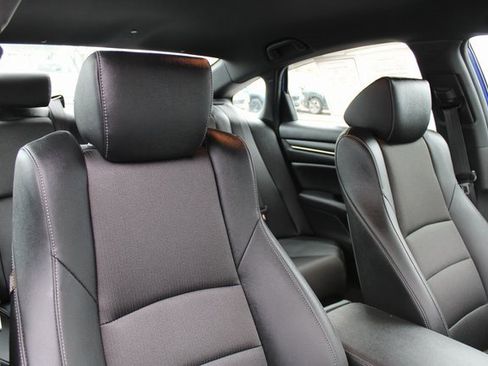 Used 2019 Honda Accord Sport image 19