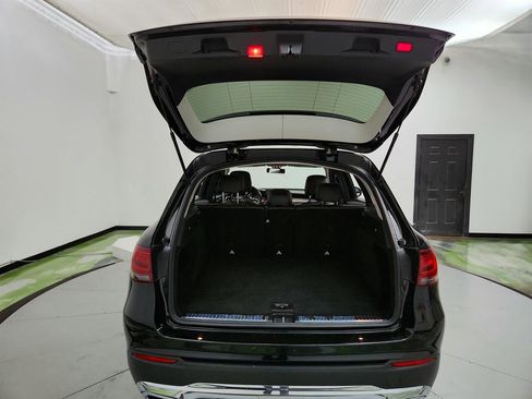 Used 2020 Mercedes-Benz GLC 300 4MATIC image 29