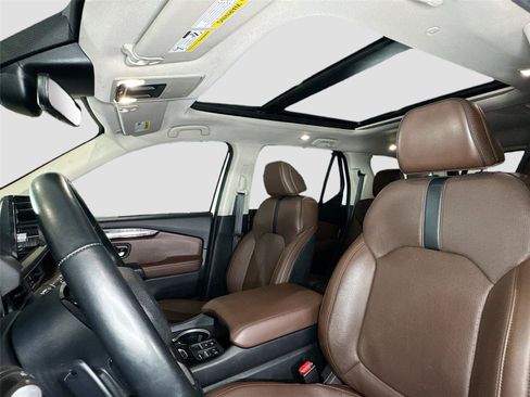 Used 2024 Honda Pilot Elite image 15