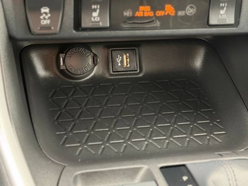 Used 2023 Toyota RAV4 XLE w/ Convenience Package AWD/4WD image 18