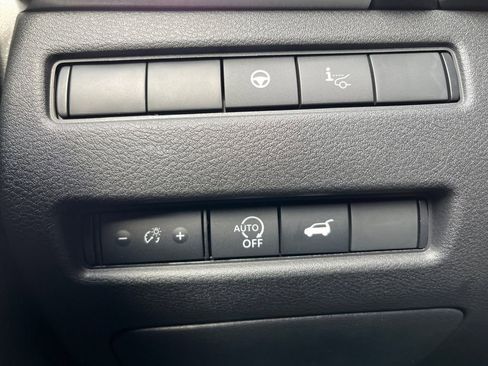 New 2026 Nissan Rogue Platinum image 25