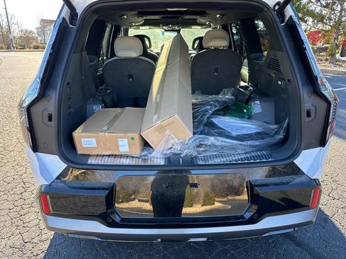 New 2026 Kia EV9 GT-Line AWD/4WD image 18