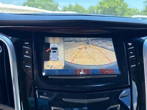 Used 2020 Cadillac Escalade Luxury RWD image 45