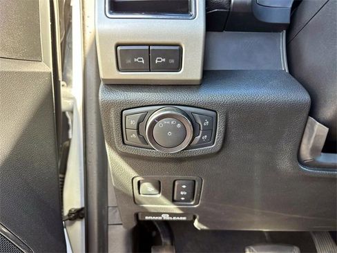 Used 2019 Ford F250 Lariat w/ Lariat Ultimate Package image 18