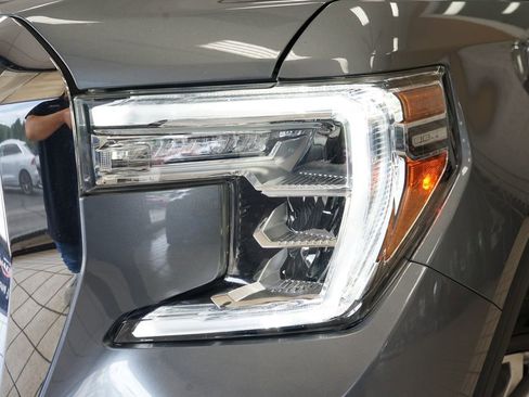 Used 2019 GMC Sierra 1500 SLT w/ SLT Premium Plus Package AWD/4WD image 24