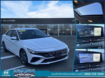 Used 2025 Hyundai Elantra Limited w/ Cargo Package