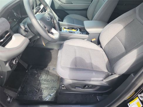 New 2026 Ford Explorer Active image 13