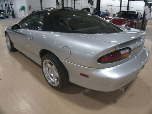 Used 1999 Chevrolet Camaro Z28 w/ Performance Pkg RWD image 3