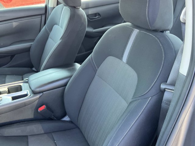 Used 2024 Nissan Sentra SV FWD image 27