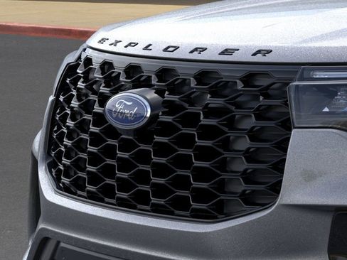 New 2026 Ford Explorer ST-Line w/ ST-Line Street Pack image 17