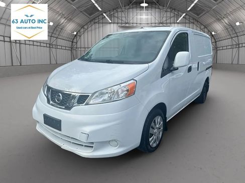 Used 2019 Nissan NV200 SV image 1