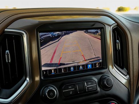 Used 2022 Chevrolet Silverado 2500 High Country w/ Safety Package II image 20