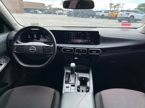 Used 2026 Nissan Sentra SR w/ Floor Mat Package FWD image 14
