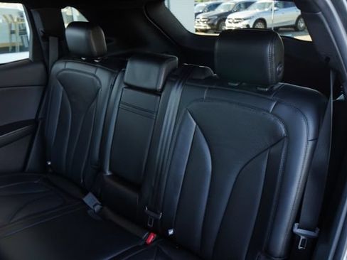 Used 2020 Lincoln Nautilus Reserve w/ Equipment Group 201A FWD image 30